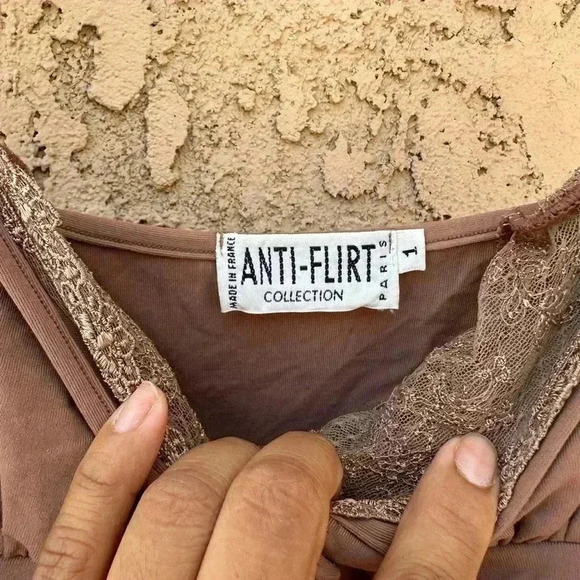 vintage 90s ANTI FLIRT tank top. - Picture 2 of 11